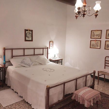 Casa Tarrini Apartman Chianni Kültér fotó