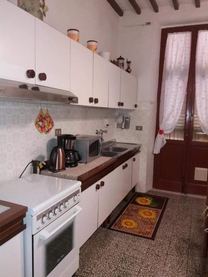 Casa Tarrini Apartman Chianni Kültér fotó