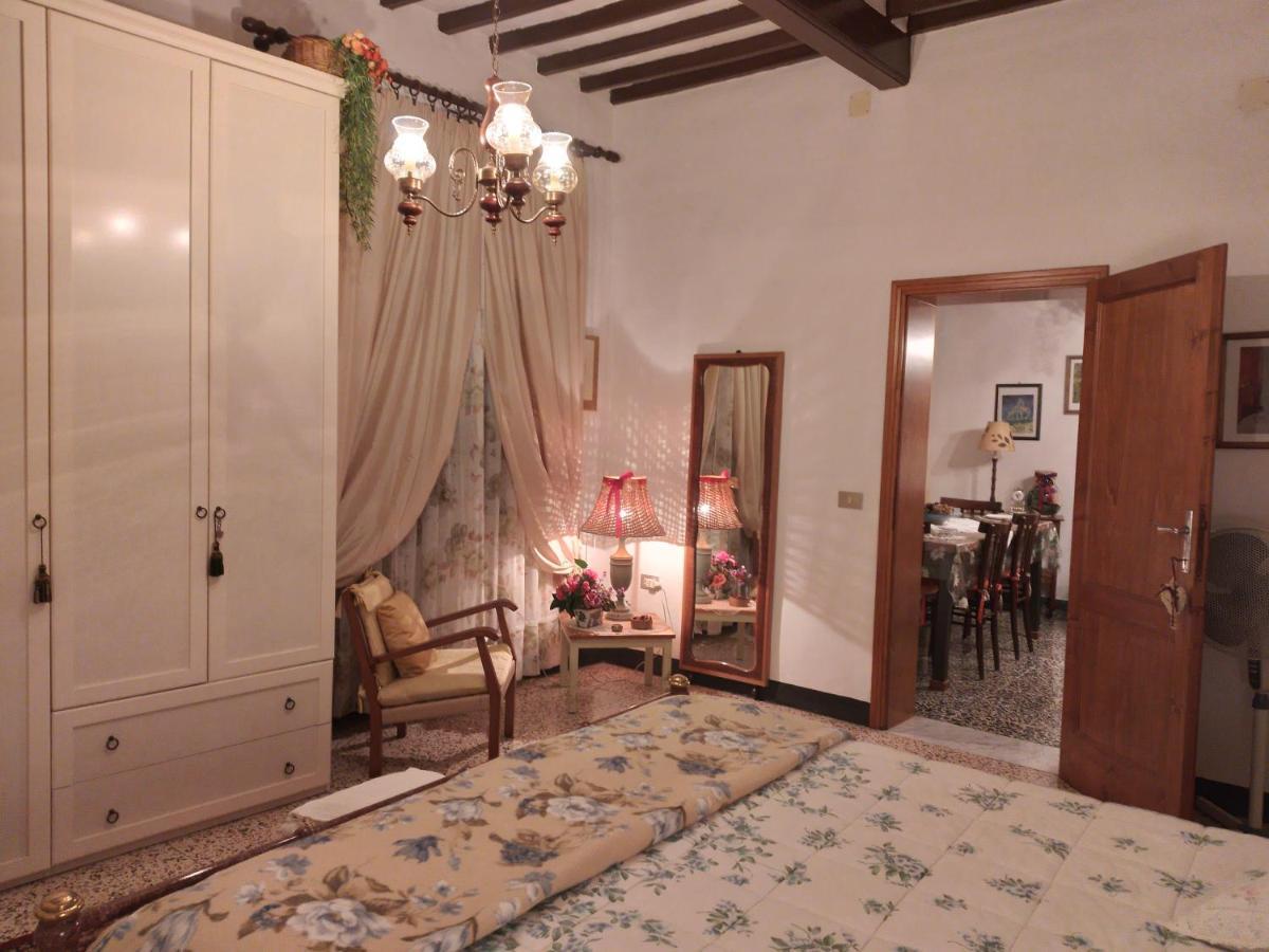 Casa Tarrini Apartman Chianni Kültér fotó