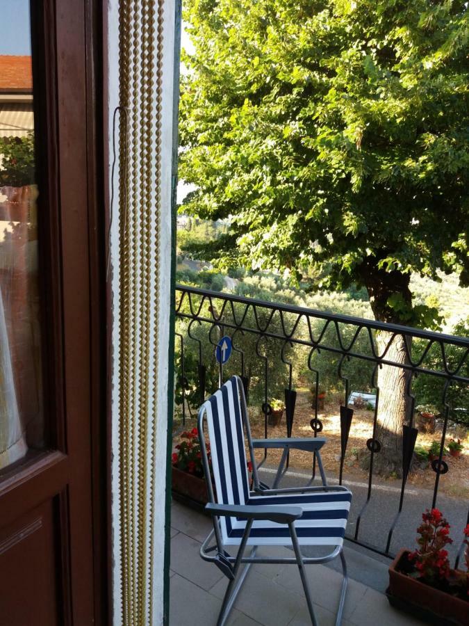 Casa Tarrini Apartman Chianni Kültér fotó