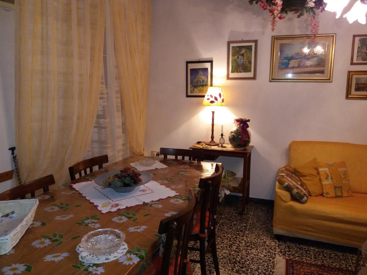 Casa Tarrini Apartman Chianni Kültér fotó